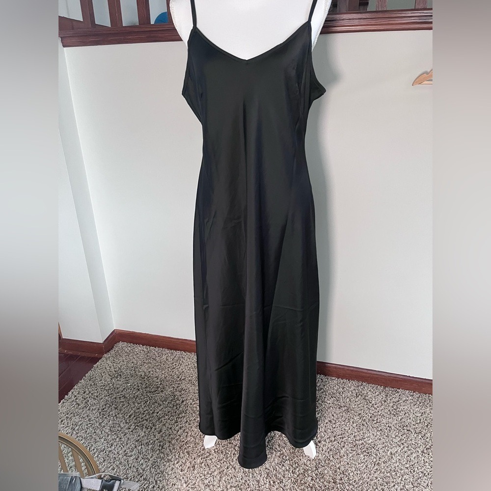 Taylor‎ Black Satin Slip Dress and Metallic Cropped Sweater Set XL NEW